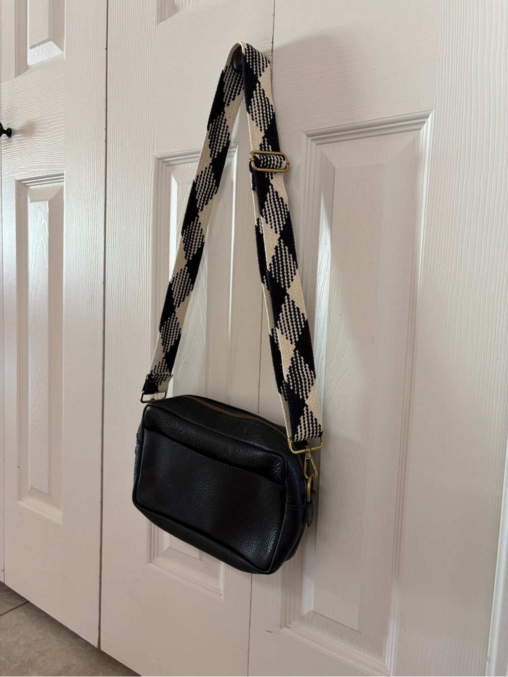 Portland leather company crossbody bag with patterned strap